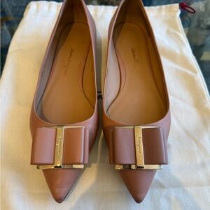 Salvatore Ferragamo Women's Brown Leather Flats with Bow